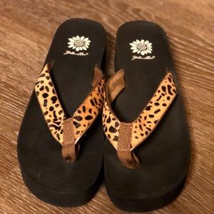 yellow box cheetah sandals